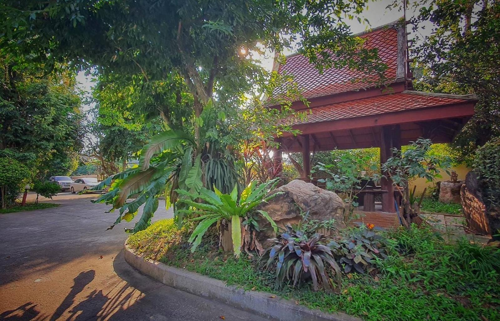 甘烹碧 泰国瑞恩班里南旅馆酒店 外观 照片