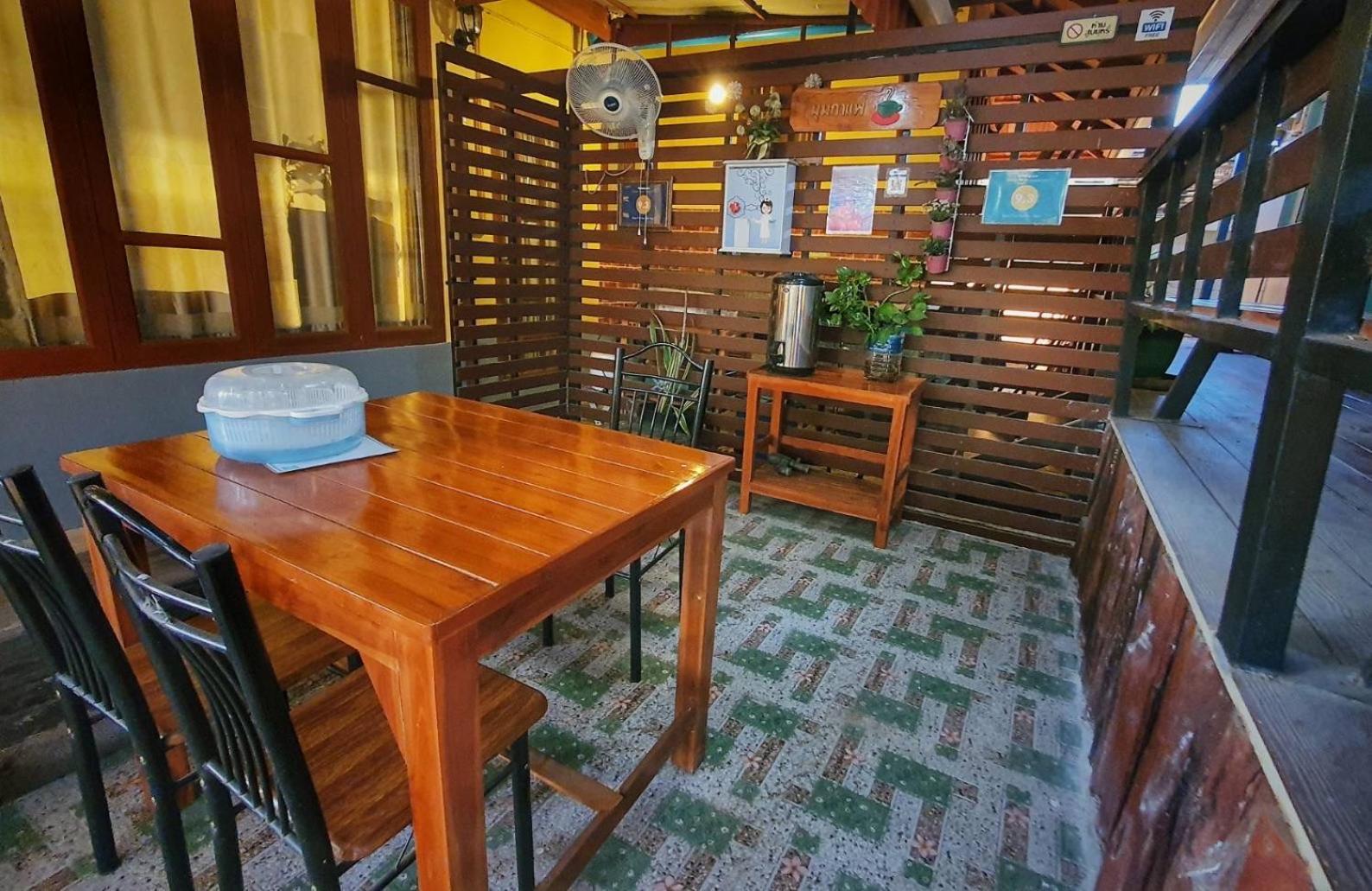甘烹碧 泰国瑞恩班里南旅馆酒店 外观 照片