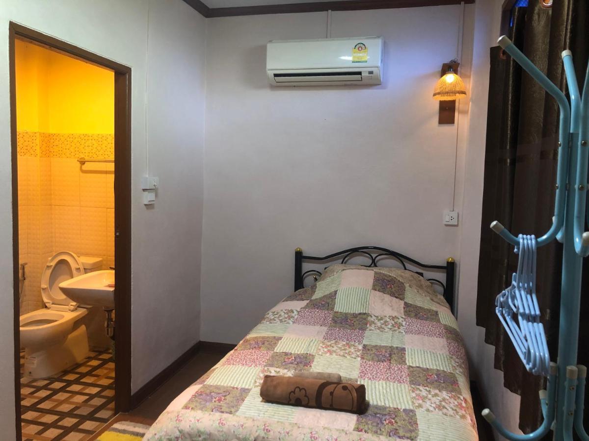 甘烹碧 泰国瑞恩班里南旅馆酒店 外观 照片